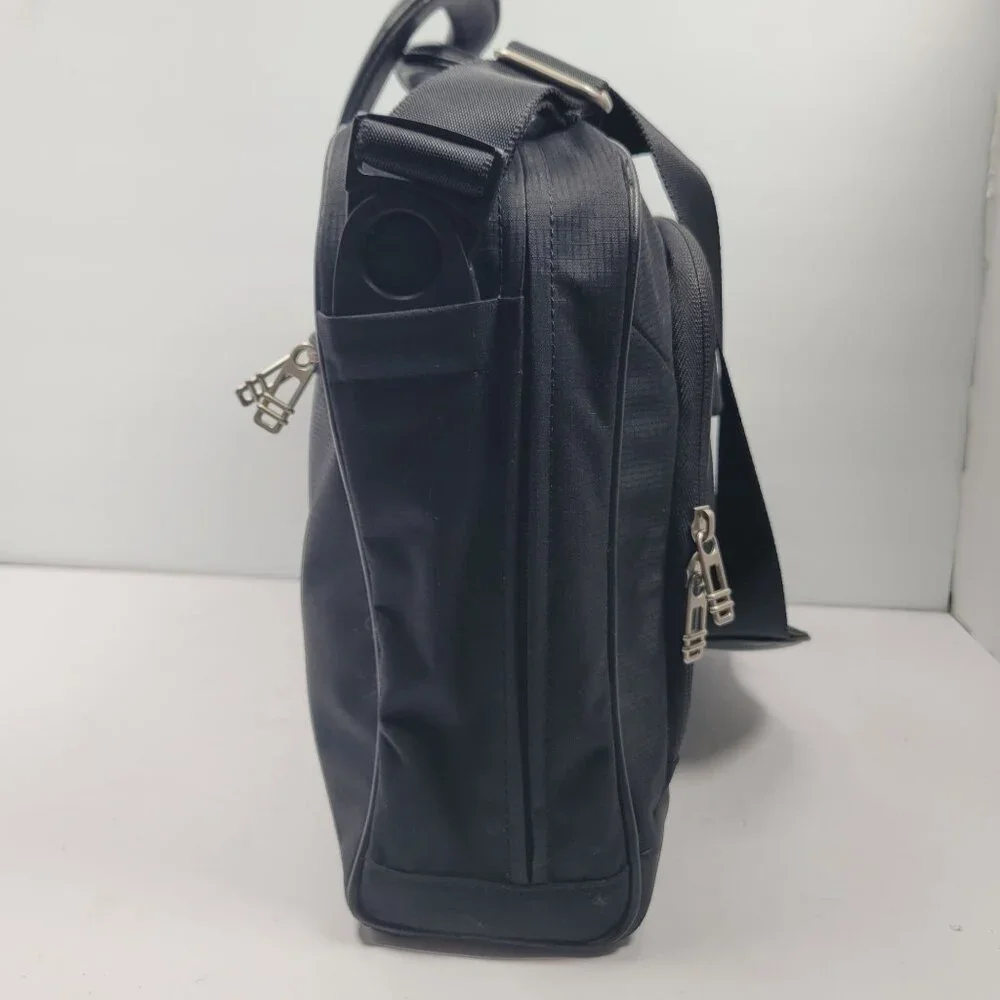 TUMI 2571D Men's Black Laptop Briefcase Shoulder Bag w/ Serial Number Tag